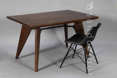 Kole Bastogne Walnut Table -lifestyle