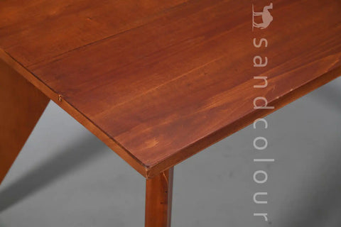 Kole Tectona Teak Table -hover